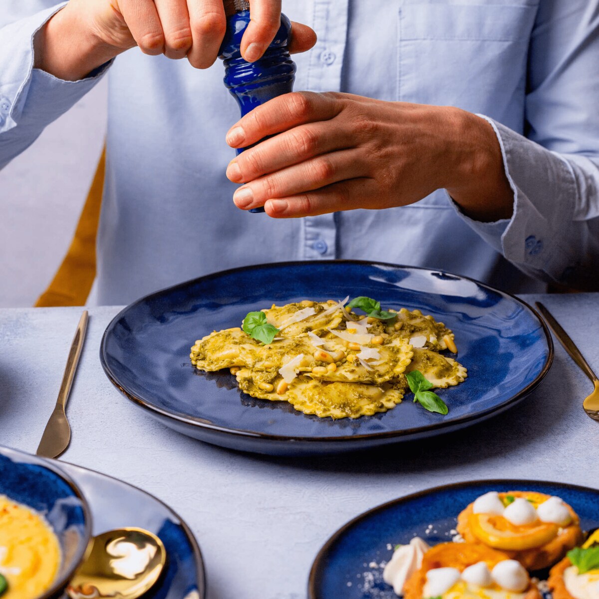 Serwis obiadowy Uminami niebieski na 12 osób 36 szt. Nowoczesny Do zmywarki Komplet talerzy