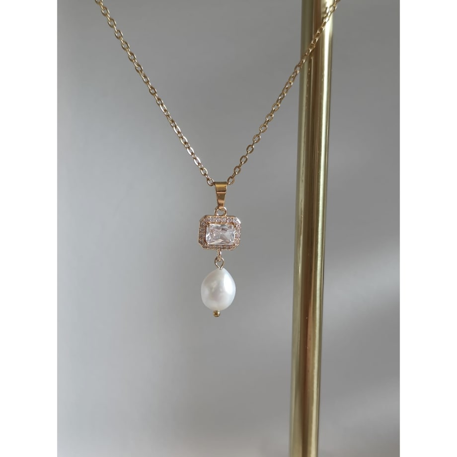 Złoty naszyjnik z perłą słodkowodną robiony RĘCZNIE elegancki BOHO glam