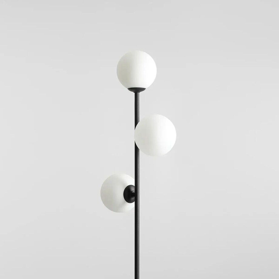 Podłogowa lampa nowoczesna Libra 1094A1 Aldex kule balls czarna biała