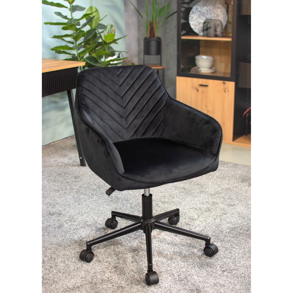 Fotel NAPOLI czarny na czarnej stopie