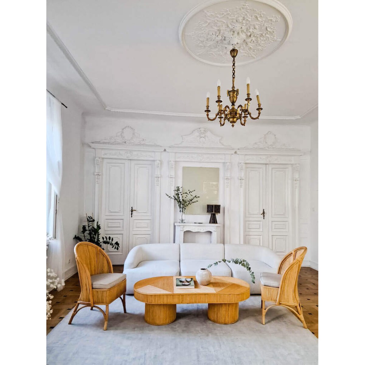 AILA RATTANOWY STOLIK