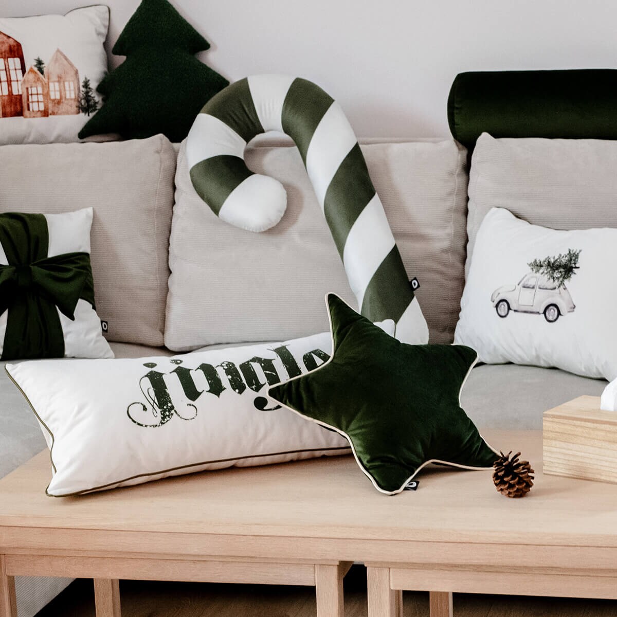 Poduszka XMAS wzór XM22 | Oliwkowa laska cukrowa XXL