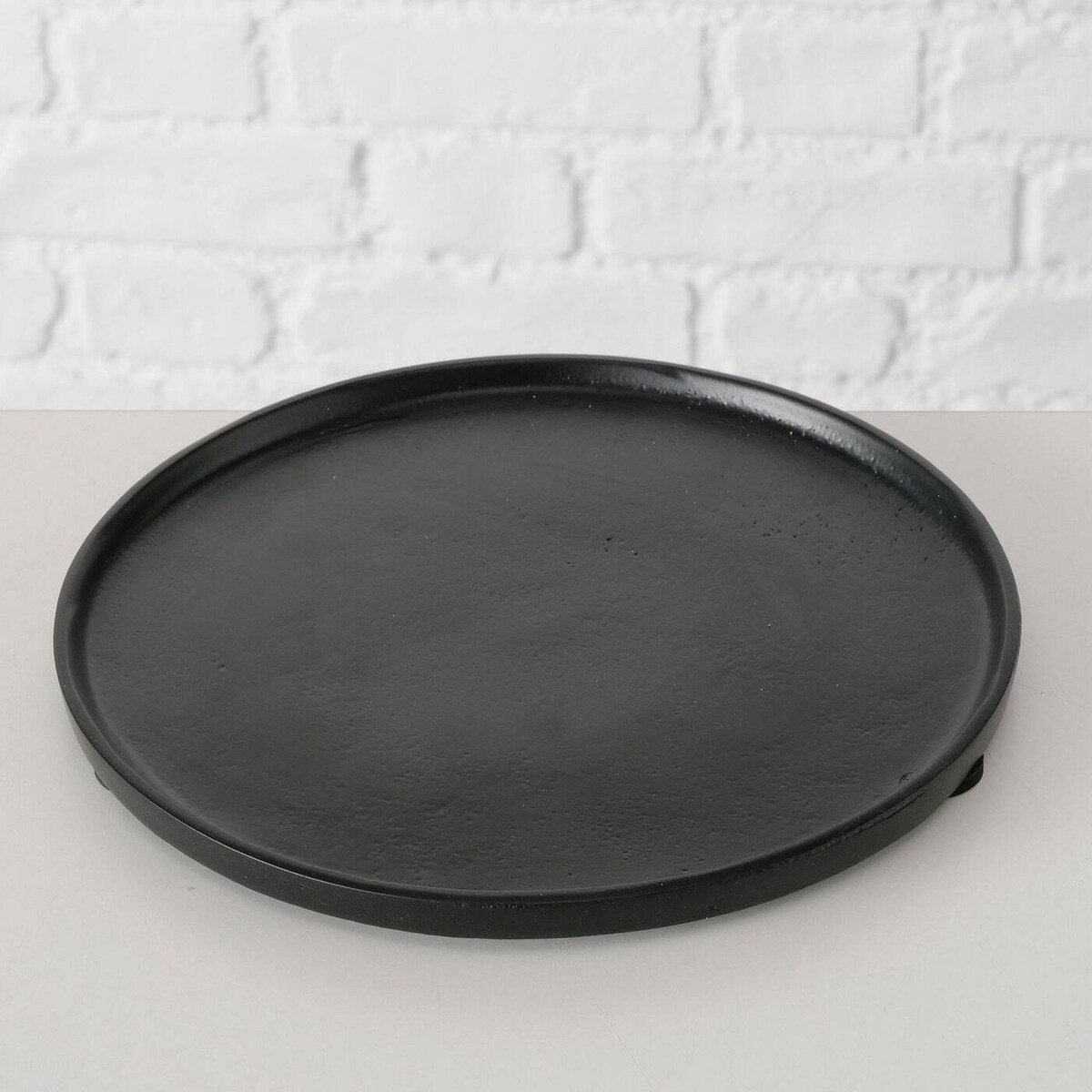 Tace dekoracyjne czarne VALOMI, metalowe, 2 sztuki