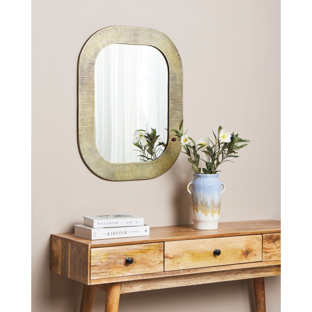 Lustro ścienne 68 x 54 cm złote SANKOSZ