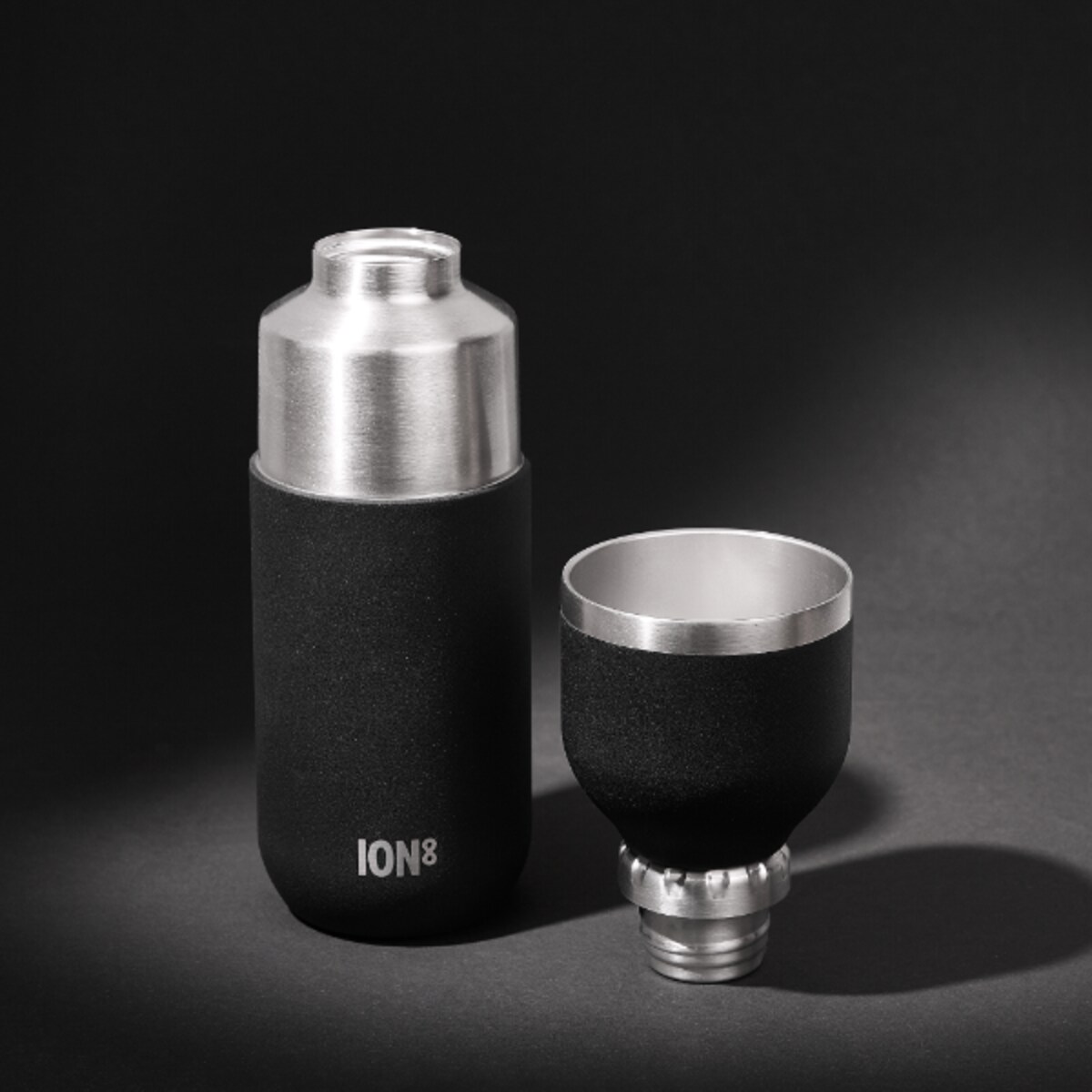 Termos podróżny Travel Flask ION8 I8FS700BLK Black