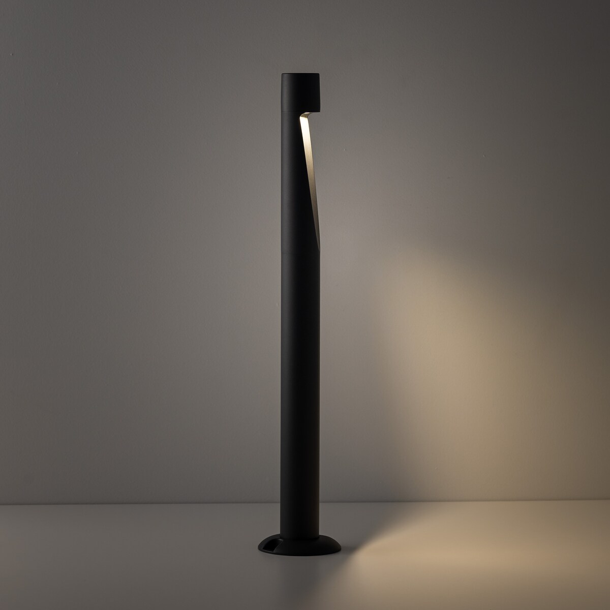 Lampa ogrodowa słupek LED 5W IP65 TK Lighting SENA M grafit 60 cm 3000K do ścieżek i podjazdu