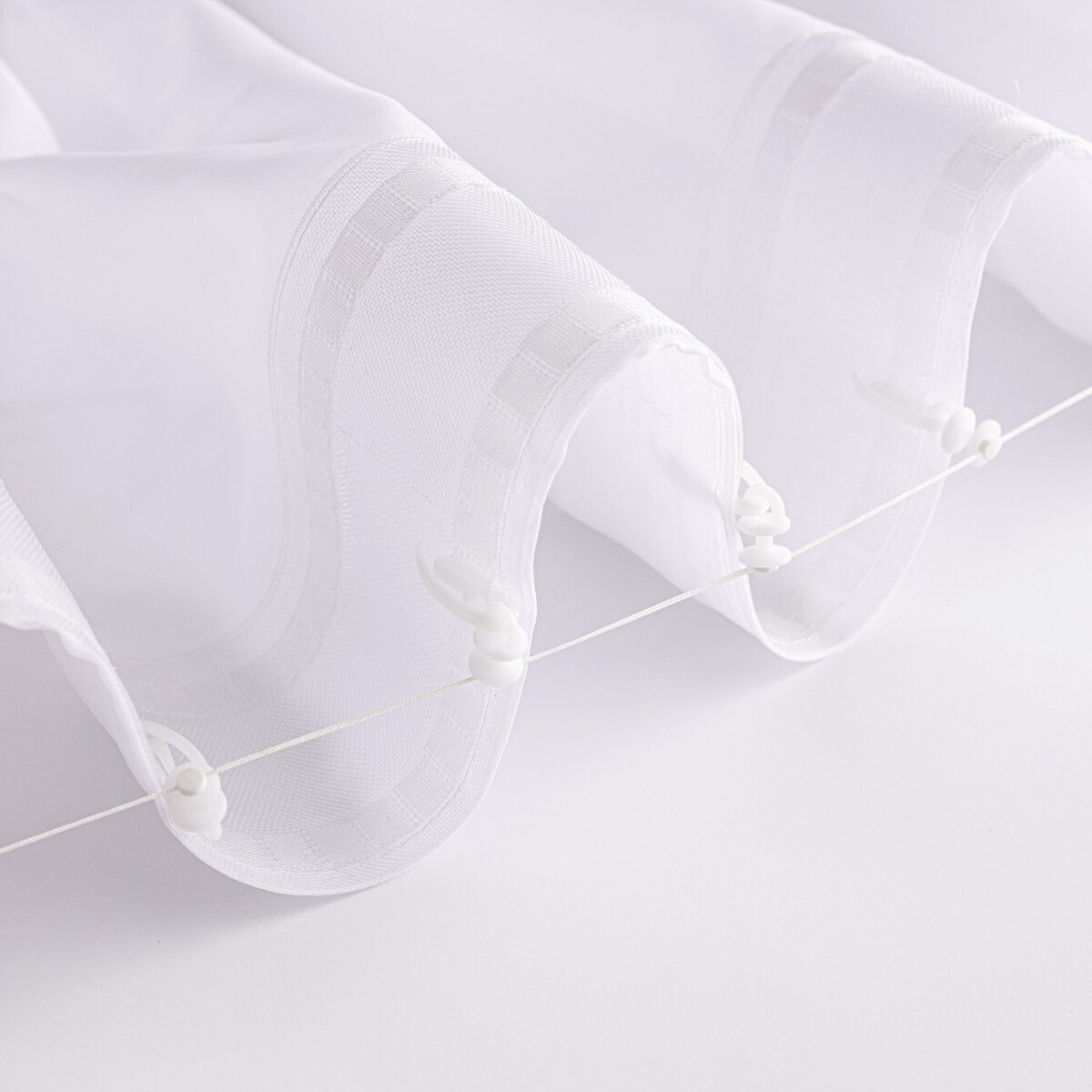 Firana na taśmie wave 300x265 biały