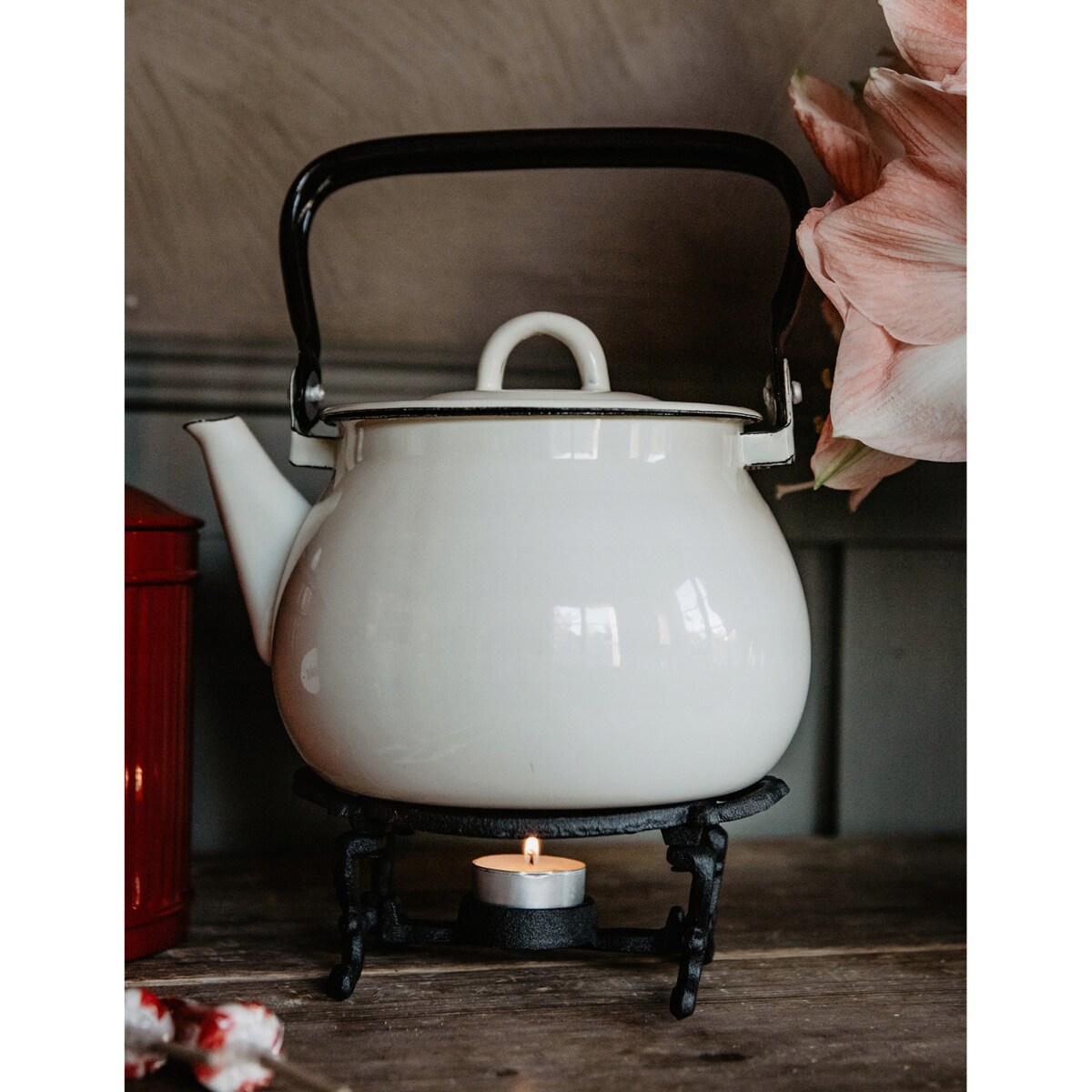 IMBRYK CZAJNIK DZBANEK EMALIOWANY NA GAZ INDUKCJA 2.5L BIAŁY TRADYCYJNY