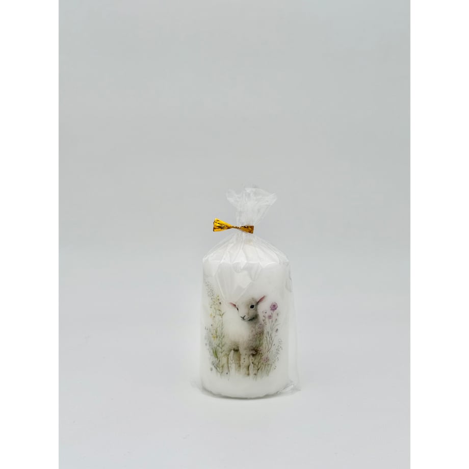 Świeca wielkanocna z barankiem – dekoracja do koszyka wielkanocnego