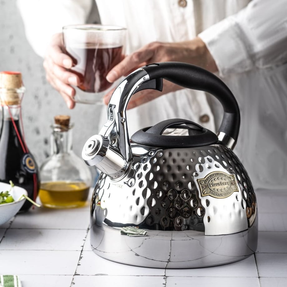 Czajnik stalowy z gwizdkiem 3.0L z grubym dnem srebrny KLAUSBERG
