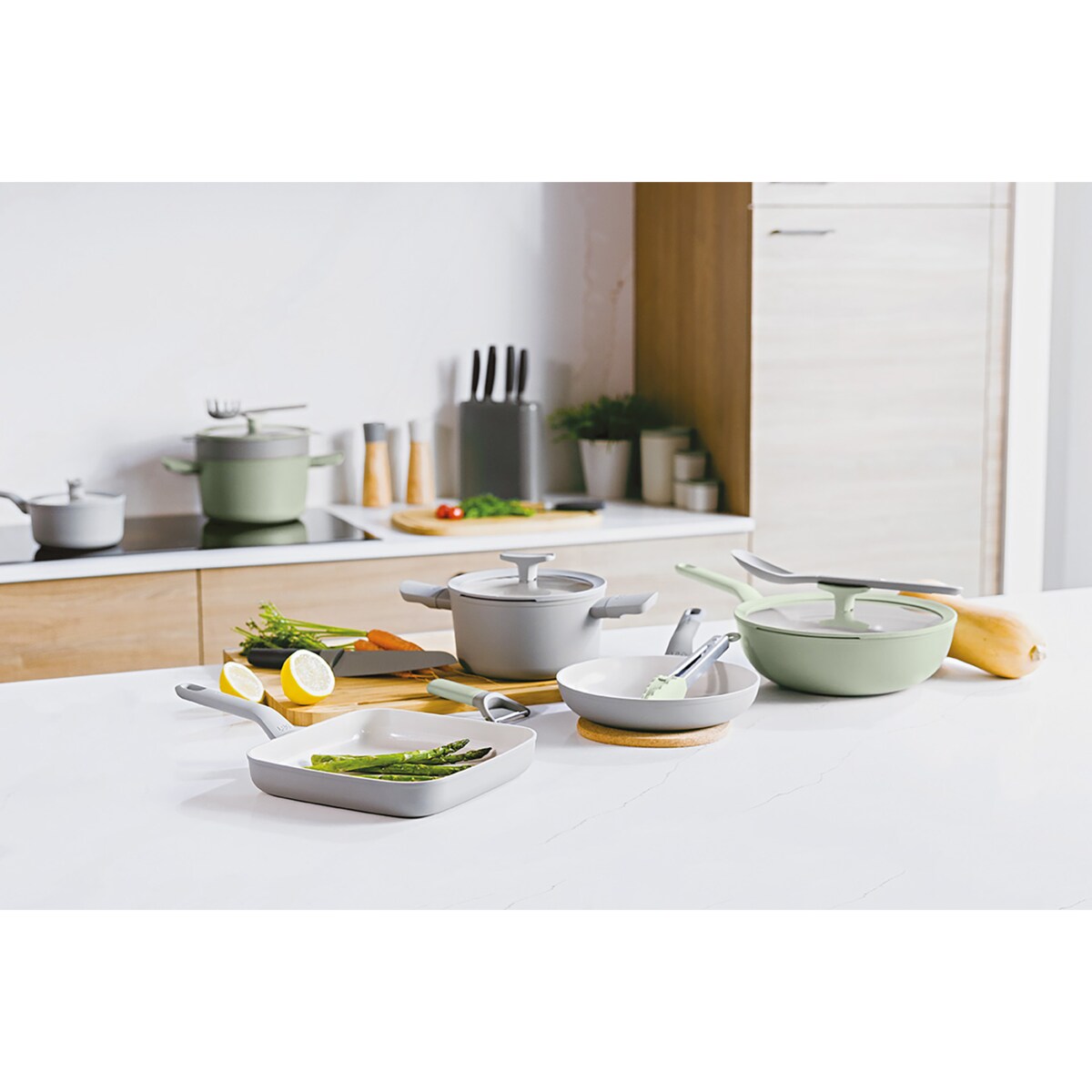 Rondel z pokrywą szary z powłoką ceramiczną Balance Eco Grey 18 cm, 2 L BergHOFF