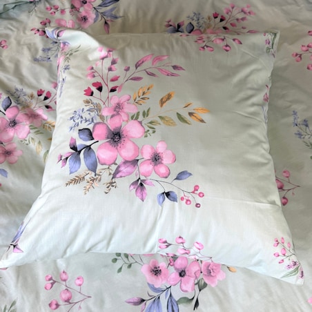 Pościel bawełniana satynowa 200x220 cm Kwitnąca Wiśnia na zielony tle