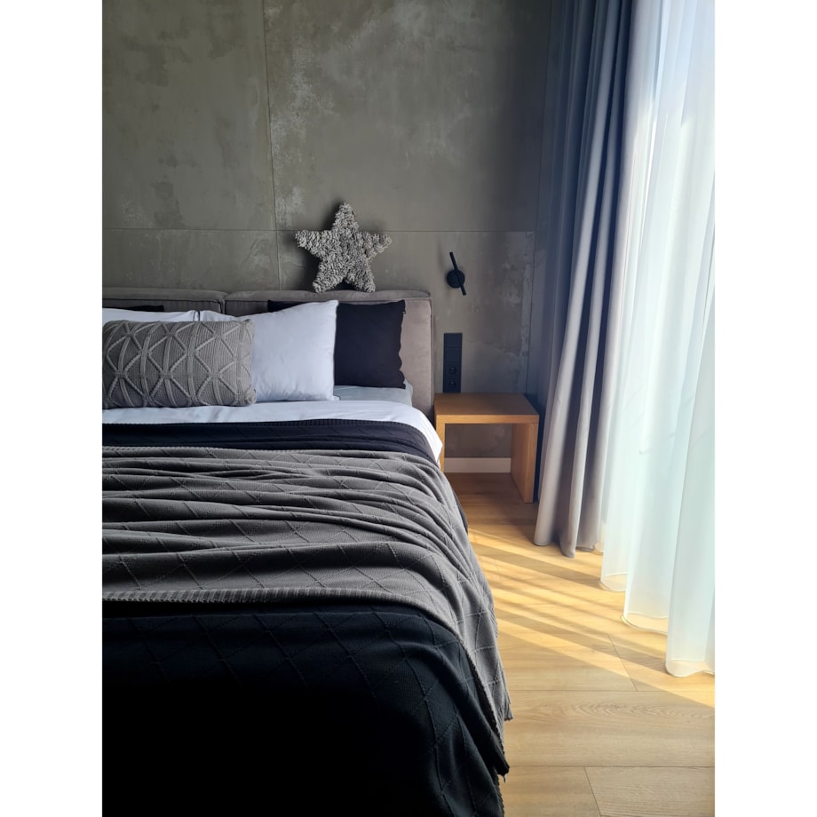 Pościel biała lamówka grafitowa, 200 x 200 cm, La Manta