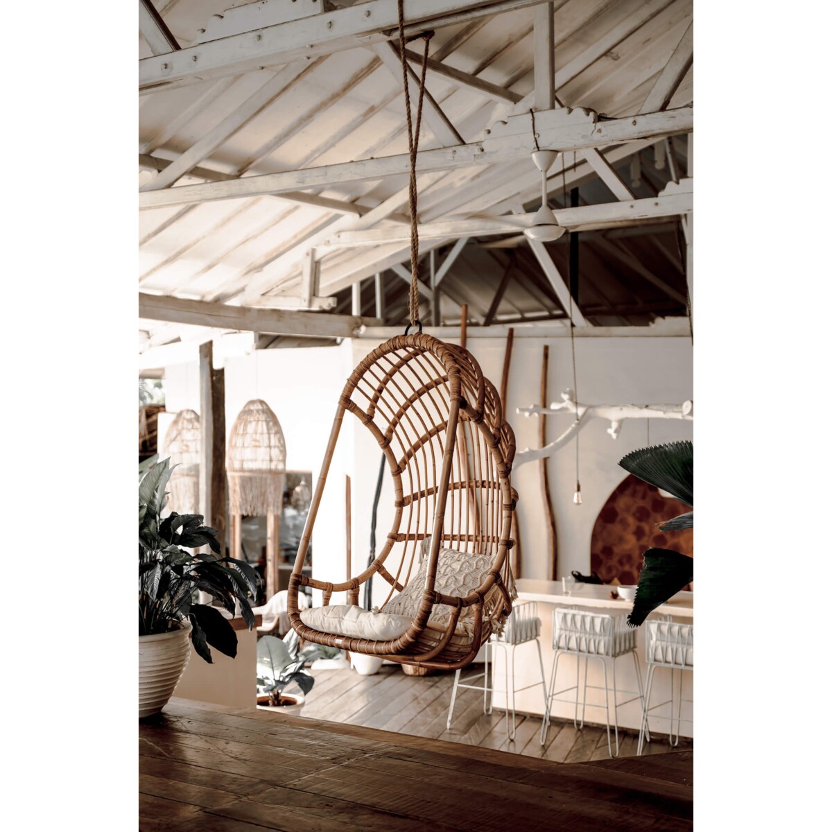 RATTANOWY FOTEL WISZĄCY CANGGU