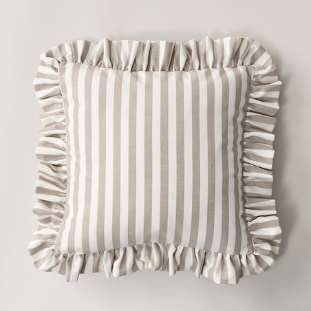 Poszewka Paula z falbaną 45x45 beżowo-białe pasy (1,5cm)