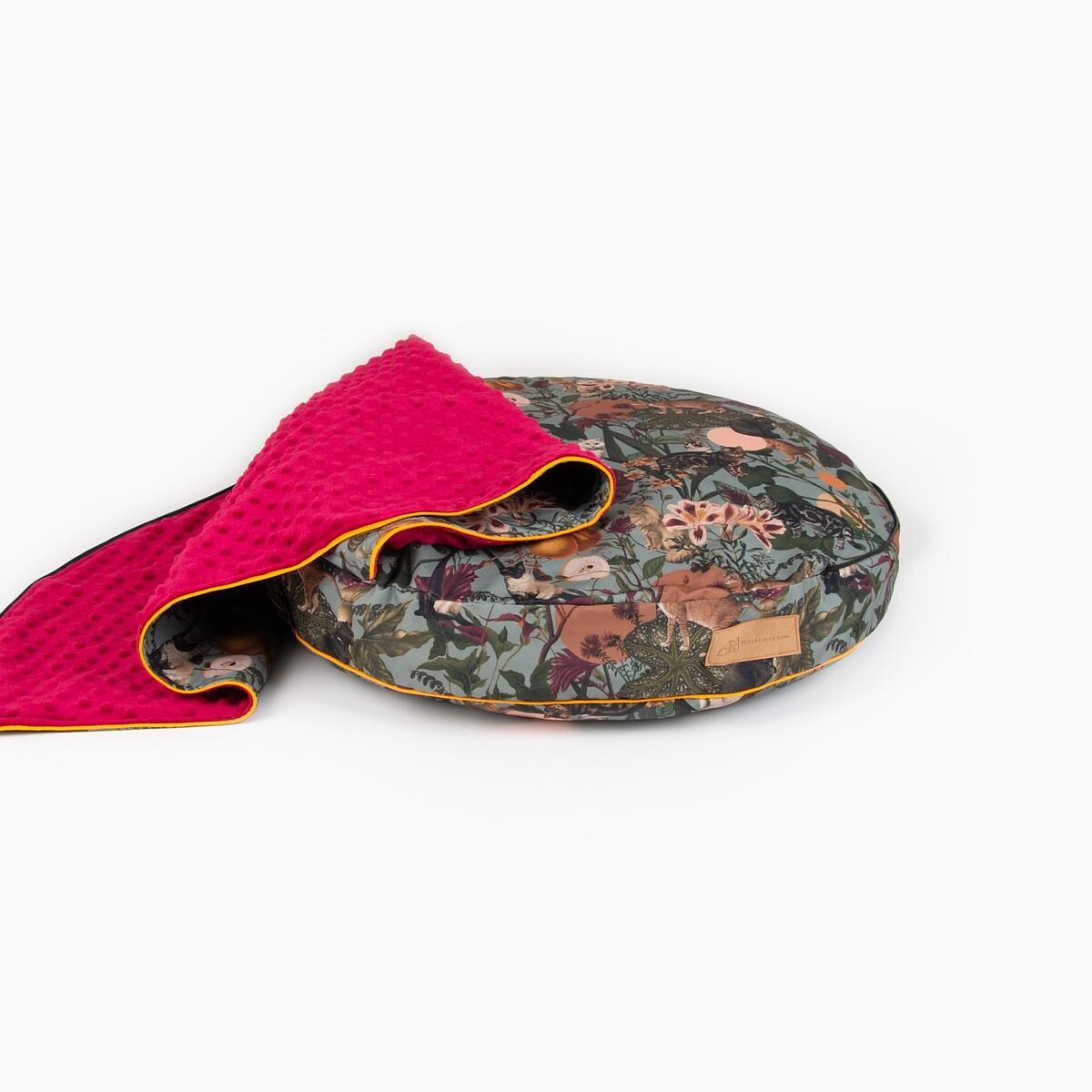 Legowisko okrągła poducha z kapturem "Kotolaż" - Rozmiar: S