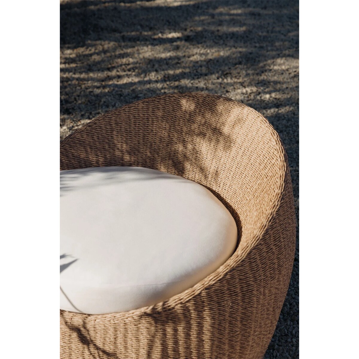 Zestaw ogrodowy: 2 fotele i stolik kawowy, drewno akacji i syntetyczny rattan, Clarnyx