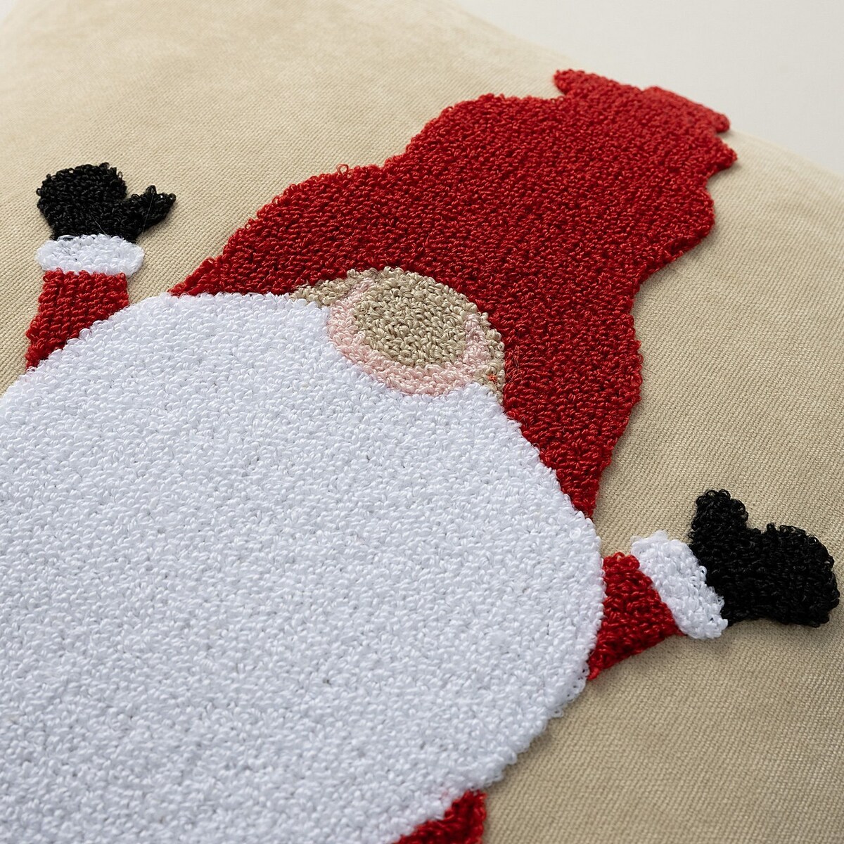 Poszewka na poduszkę Christmas Gnome 43x43 cm boże narodzenie, święta, świąteczne, biały-kremowy-czerwony, 43 x 43cm