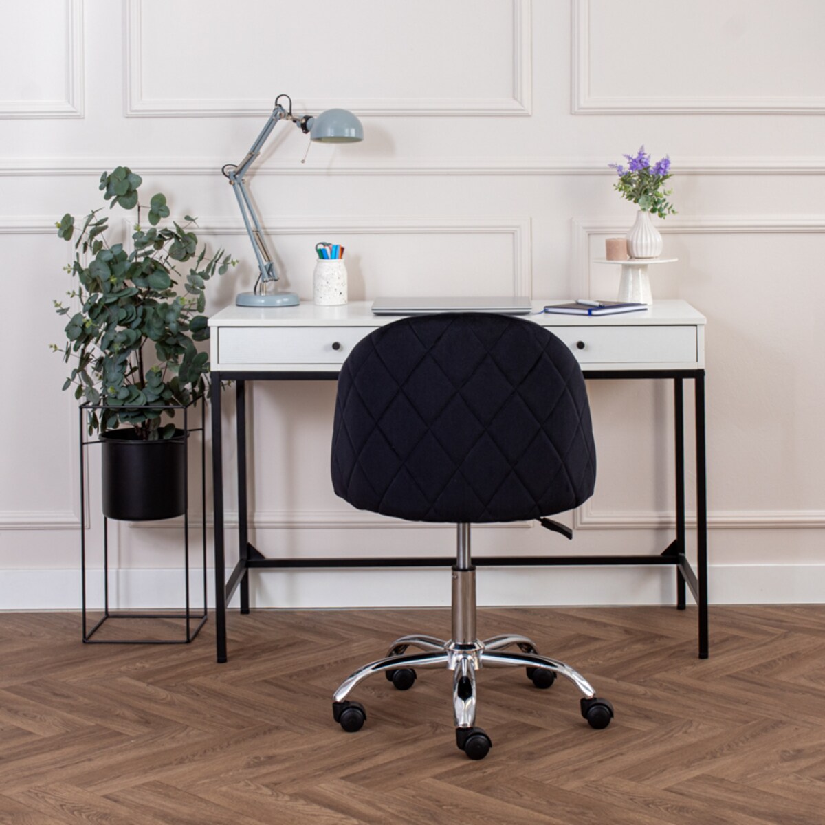 Fotel biurowy obrotowy welurowy nowoczesny czarny