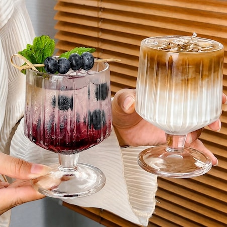 Zestaw 6 szt szklanek ryflowanych na nóżce do deserów, drinków 250ml SZK226ZESTAW6