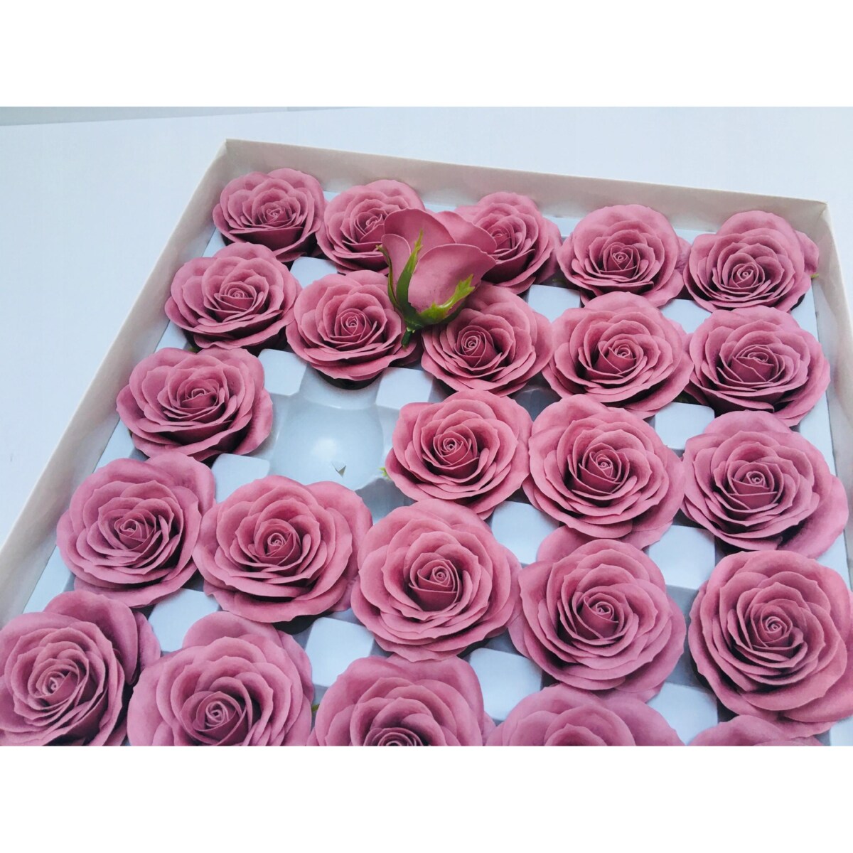 FLOWER BOX KWIATY MYDLANE róża 25szt prezent dzień mamy mamy pachnące