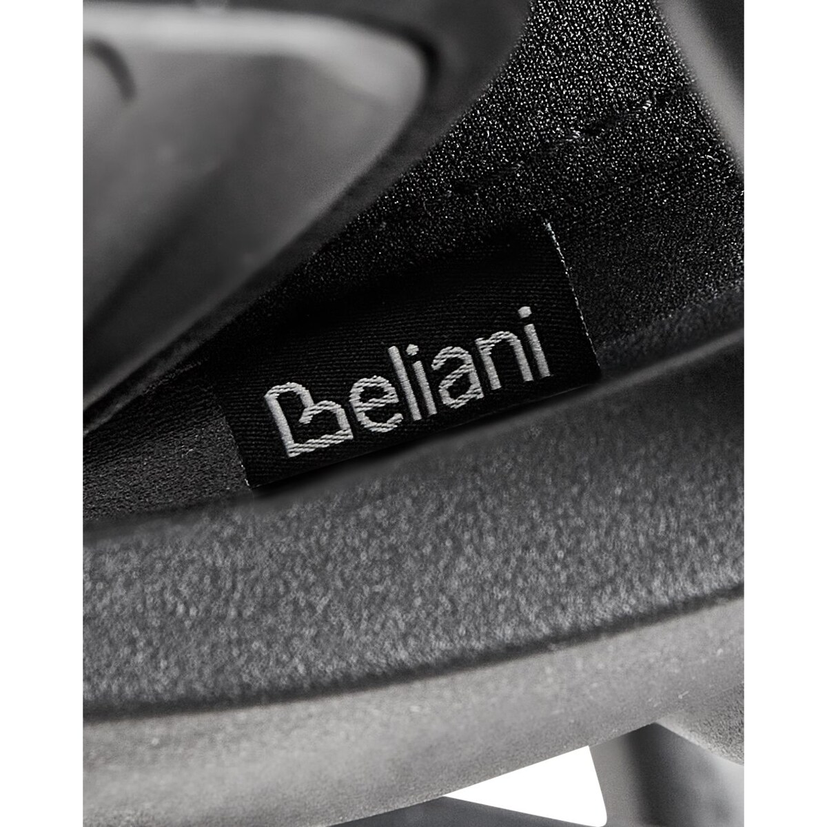 Fotel biurowy Obrotowy BARD Czarny