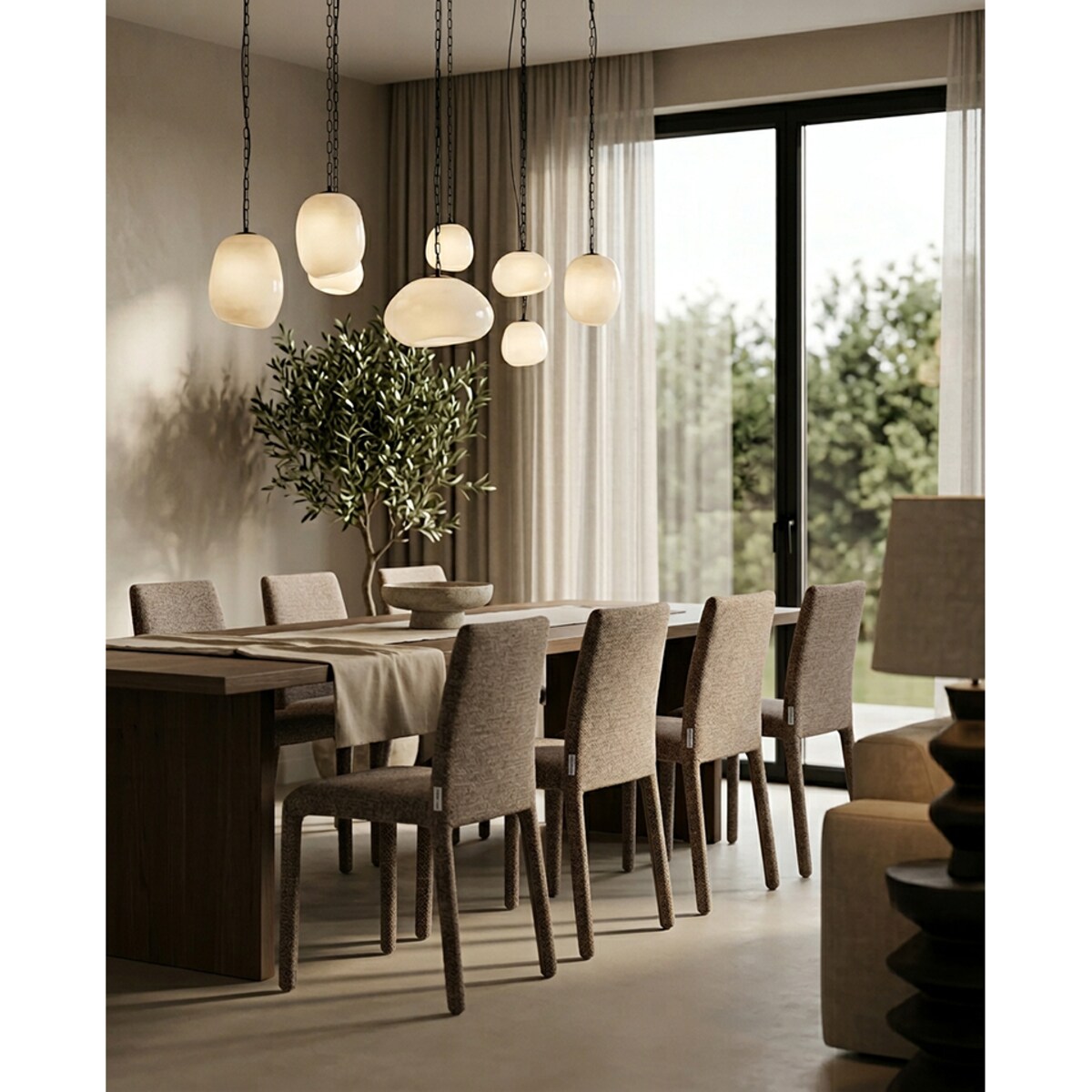 Krzesło tapicerowane do jadalni ALYA brązowe