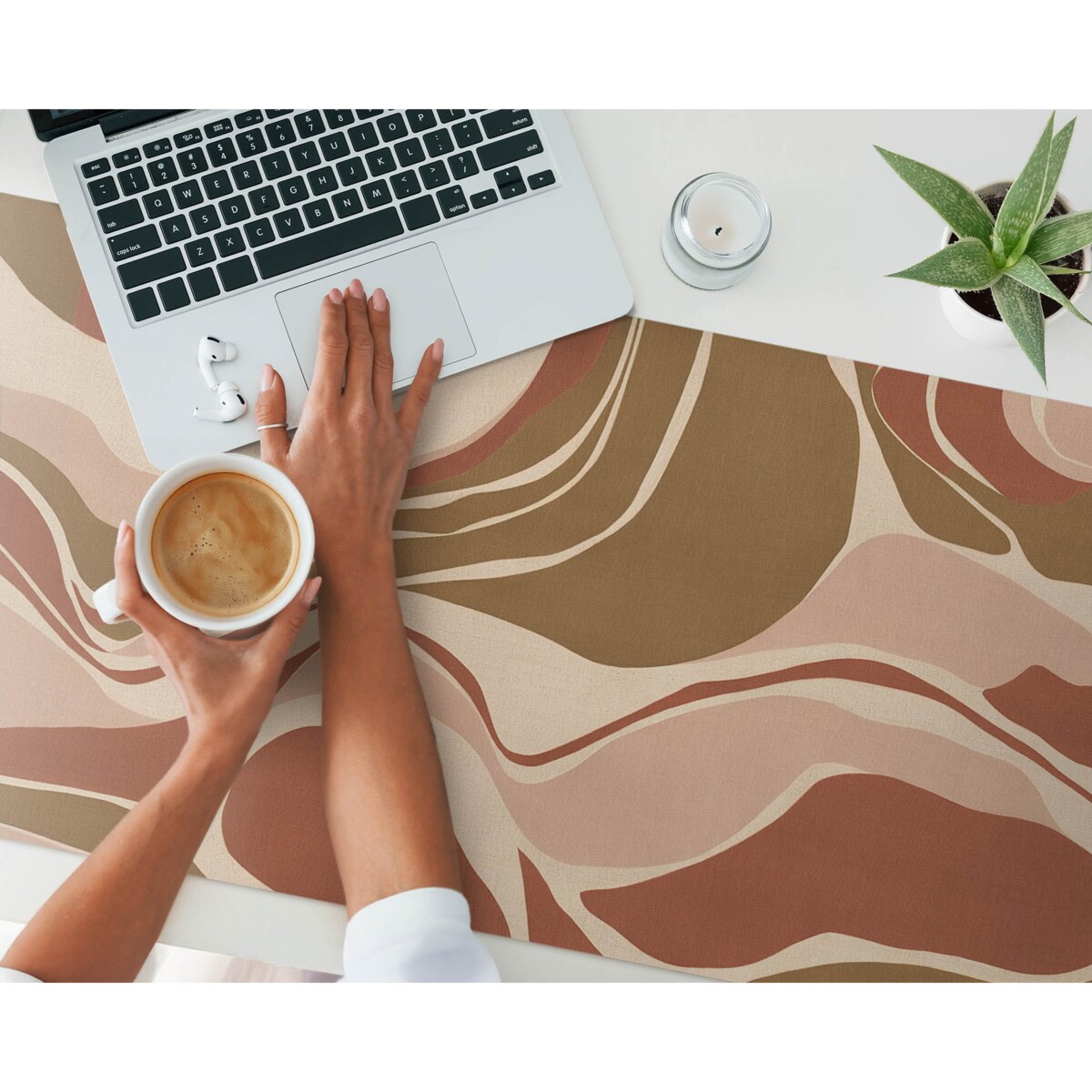 Beżowa mata na biurko Abstrakcyjne fale, 120x60 cm