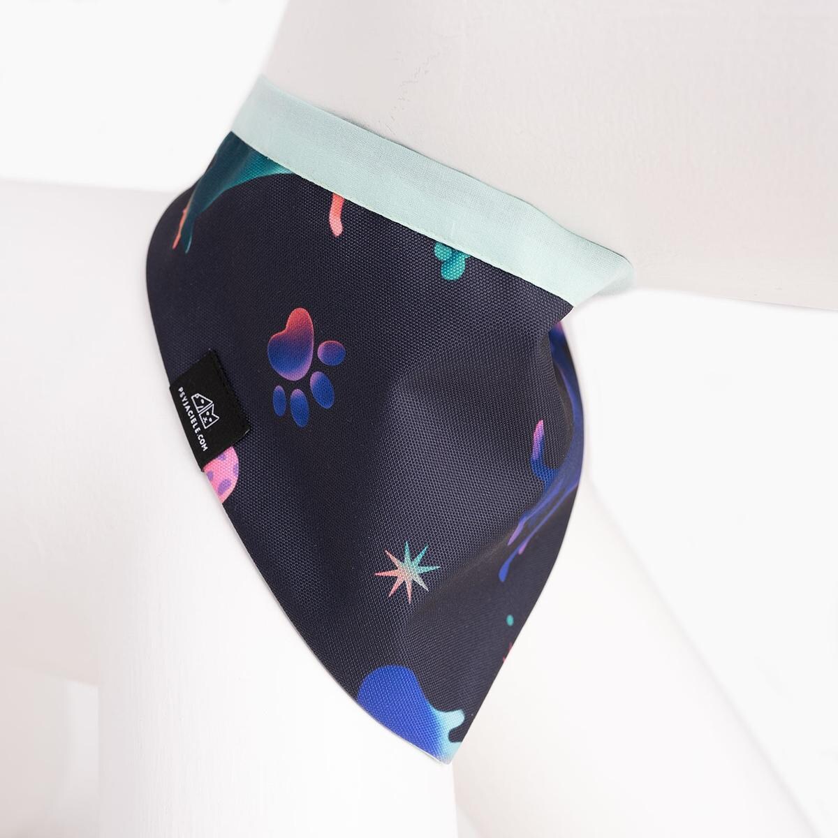 Bandanka "Psychodelia" - Rozmiar: L, Rodzaj: Zapinana na szyi