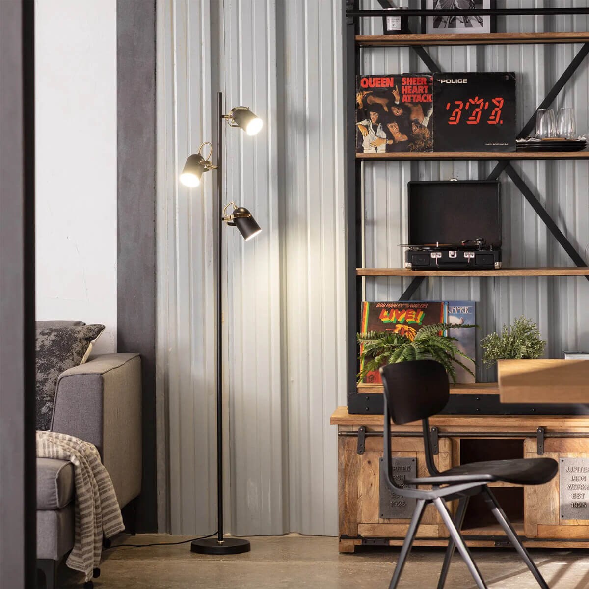 Potrójna lampa podłogowa Retro ABR-RRC-C-3XE14 Abruzzo metal czarny