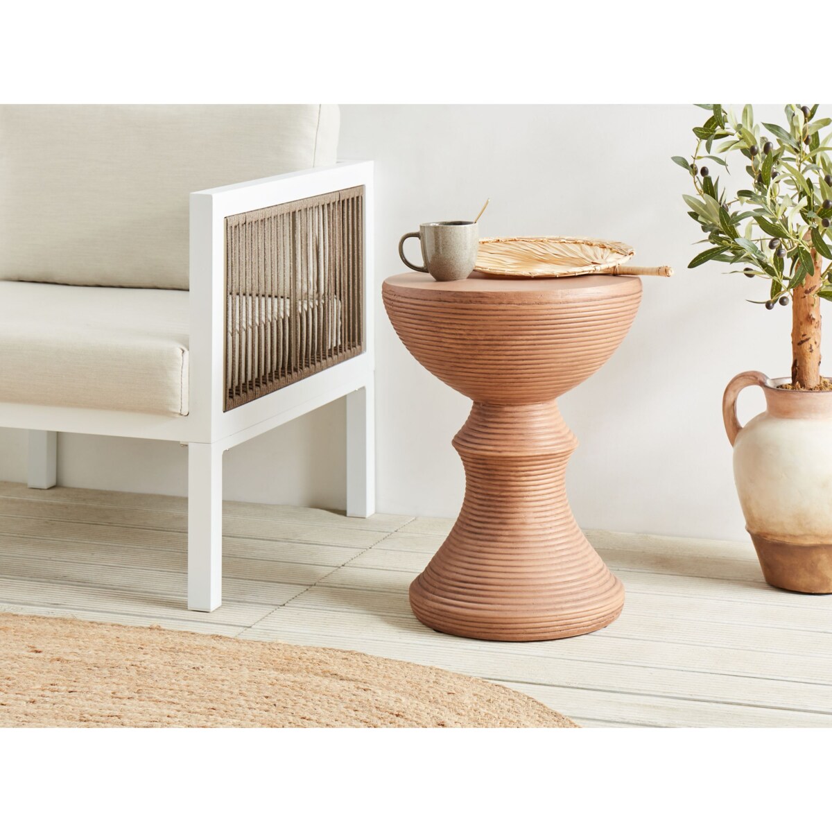 Stolik pomocniczy CALDARO 40 cm 40 cm Imitacja drewna Brązowy