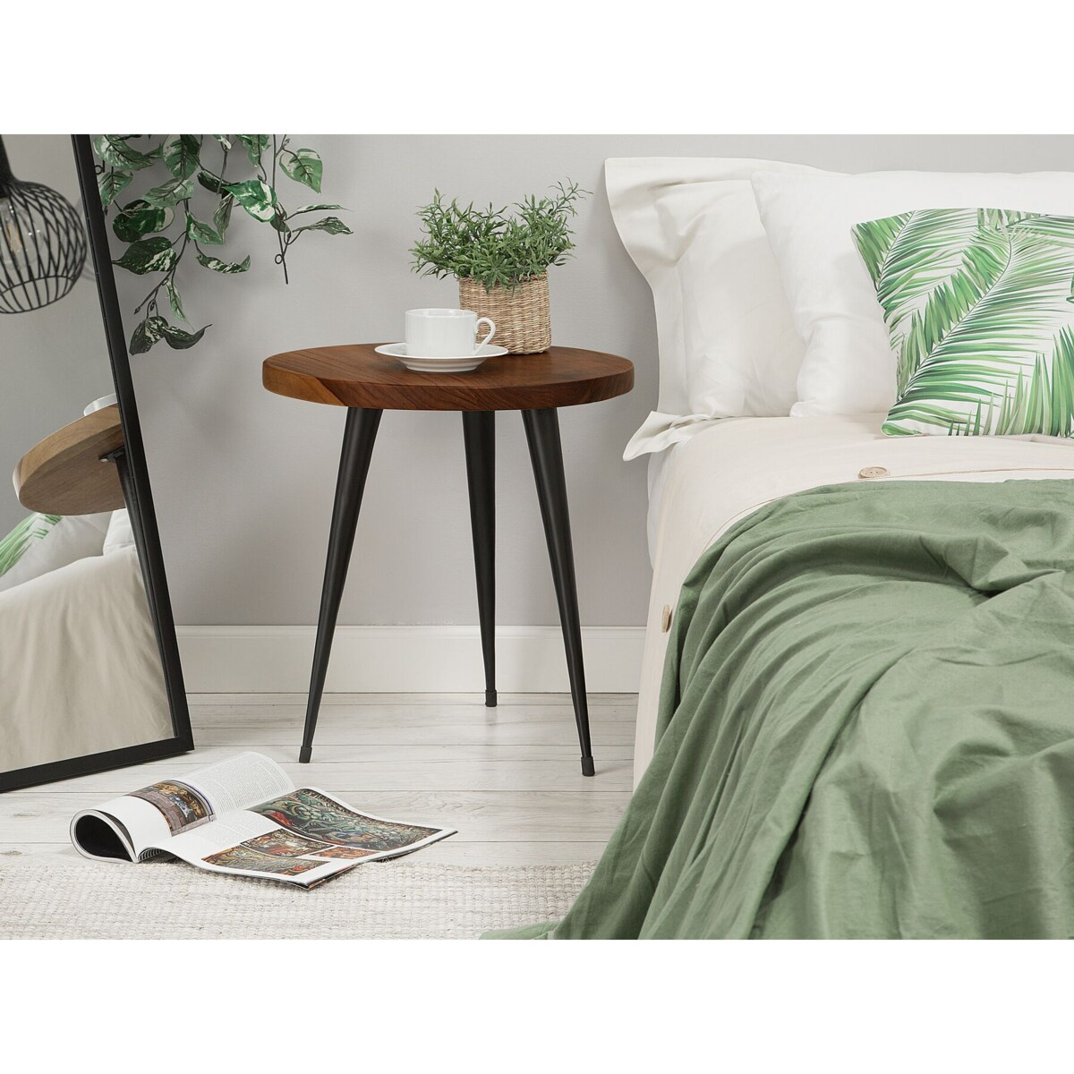 Stolik drewniany ciemny z czarnym DETAH