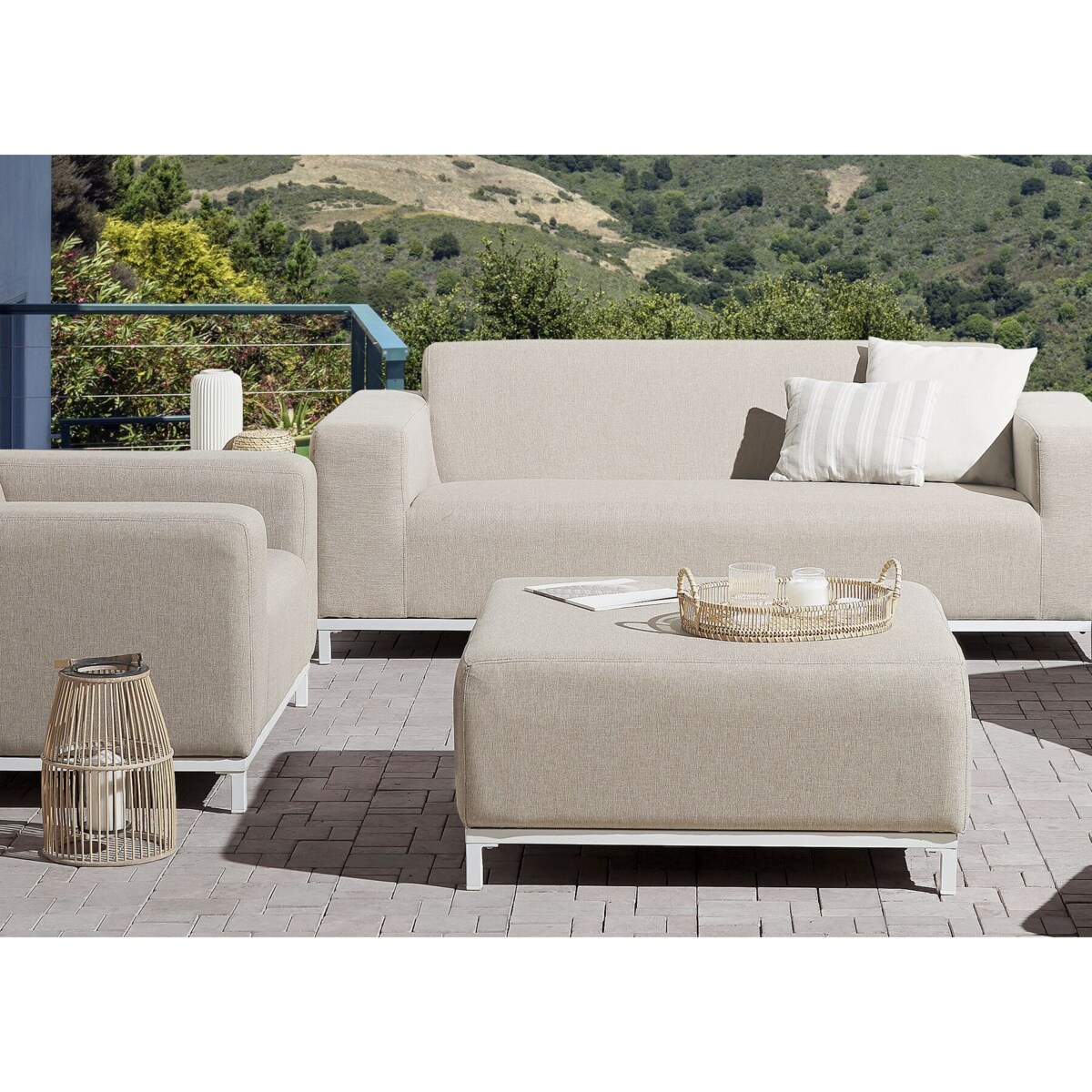 Otomana ogrodowa beżowa z białym ROVIGO