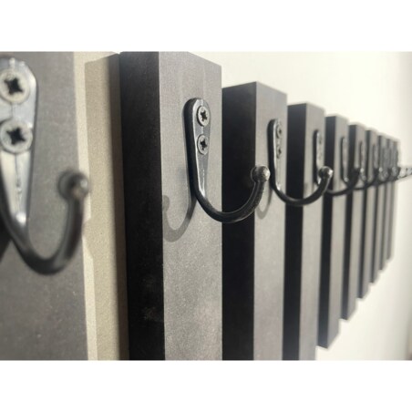 Drewniany wieszak na klucze Lamele 60cm czarny