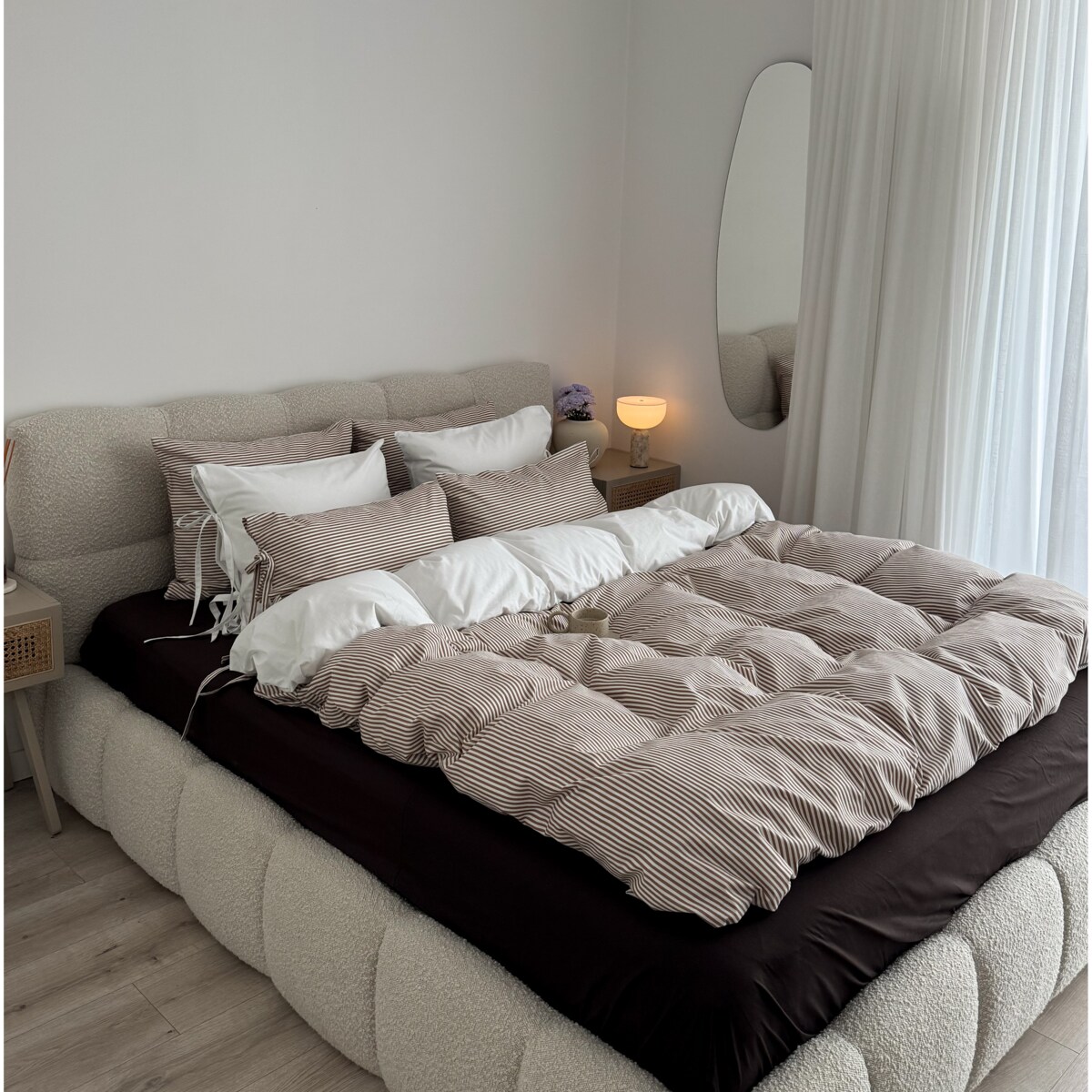 Pościel Bawełniana w Paski Styl Japandi - 200x220cm