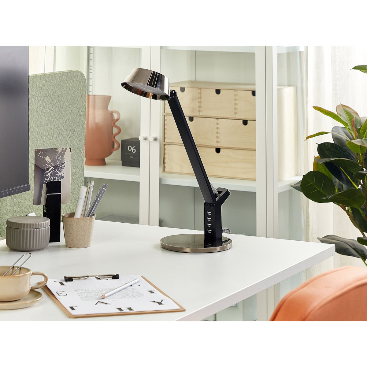 Lampa biurkowa LED CHAMAELEON Z portem USB Metal Mosiężny