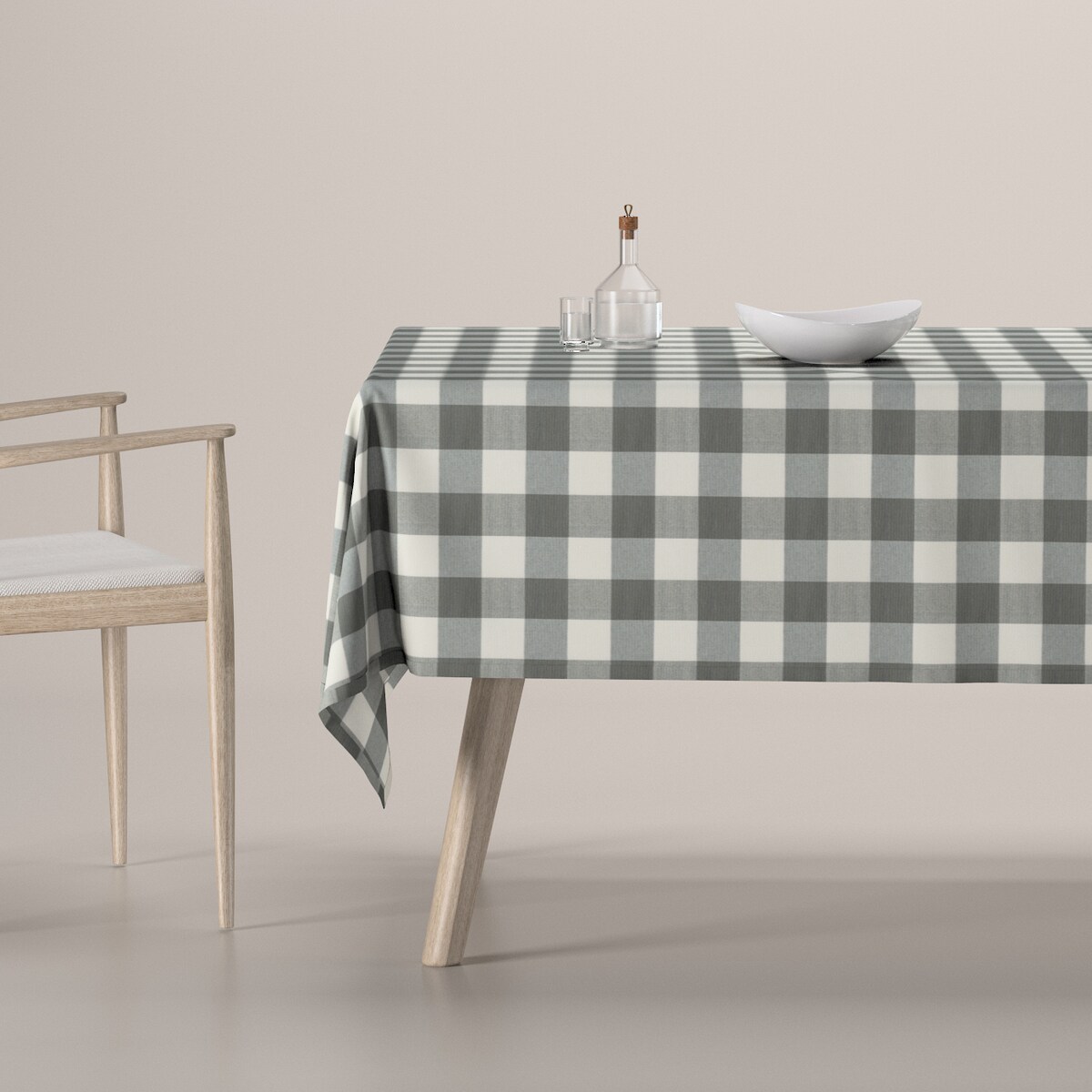 Obrus prostokątny 130 x 160 cm szaro-biała krata (5,5x5,5cm)