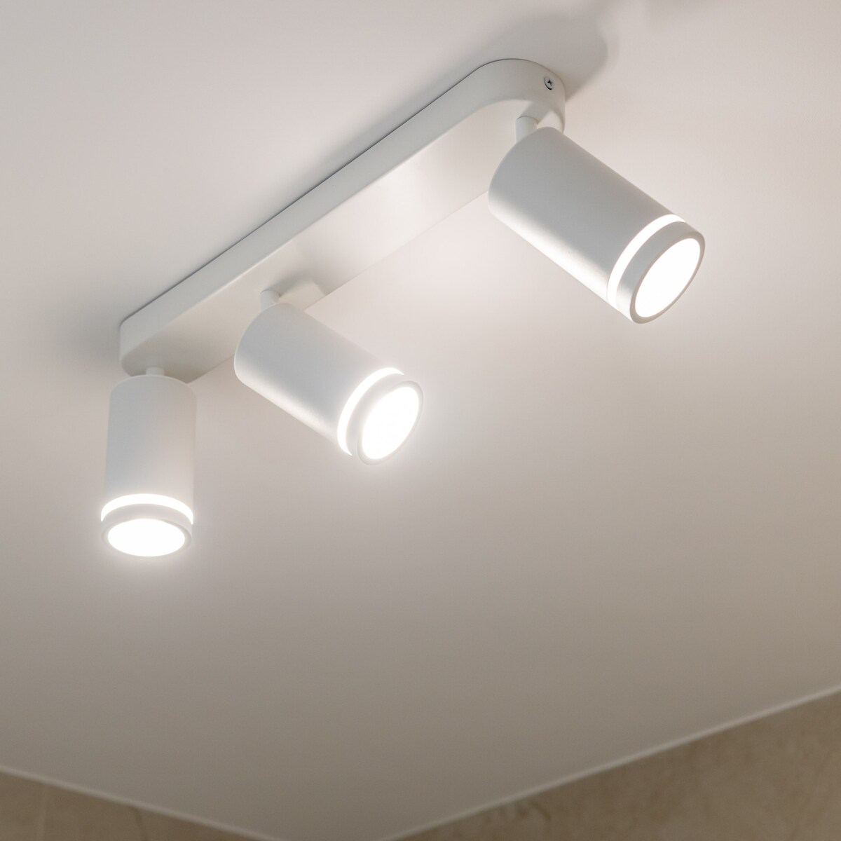 Lampa reflektor spot JET WHITE 6915 TK Lighting biała 3xGU10 regulowana do salonu i kuchni