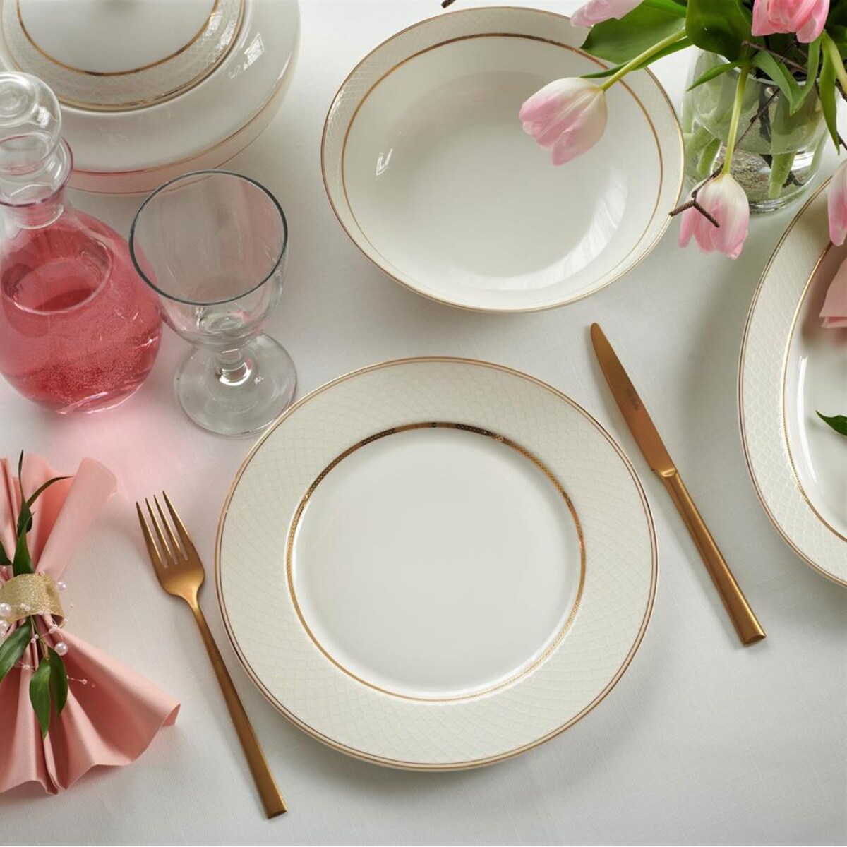 VILLA ITALIA Serwis obiadowy porcelanowy na 12 osób z wazą CELINE