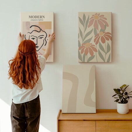 Zestaw 3 dużych obrazów na płótnie - Kobieta nowoczesna abstrakcje - pomarańczowy