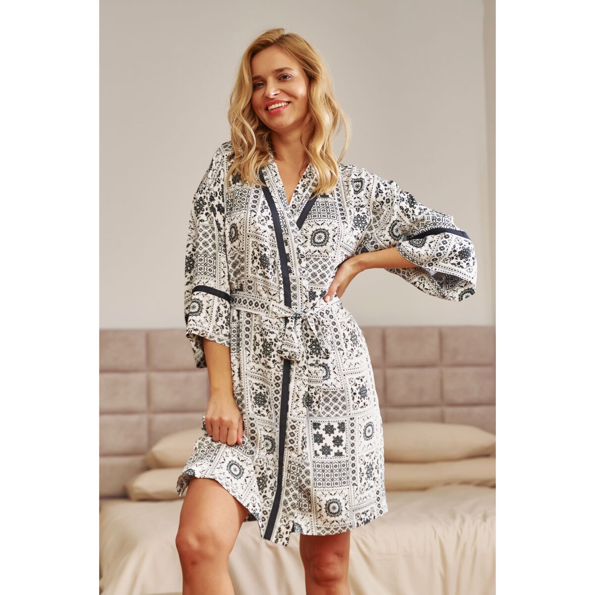 Doctor Nap Biały szlafrok damski - S