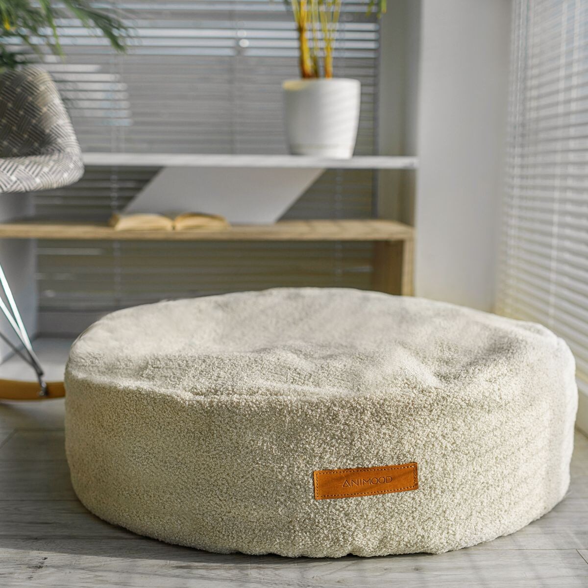 Animood Pufa Coco rozmiar: uniwersalny, kolor: jasny beż, materiał:boucle
