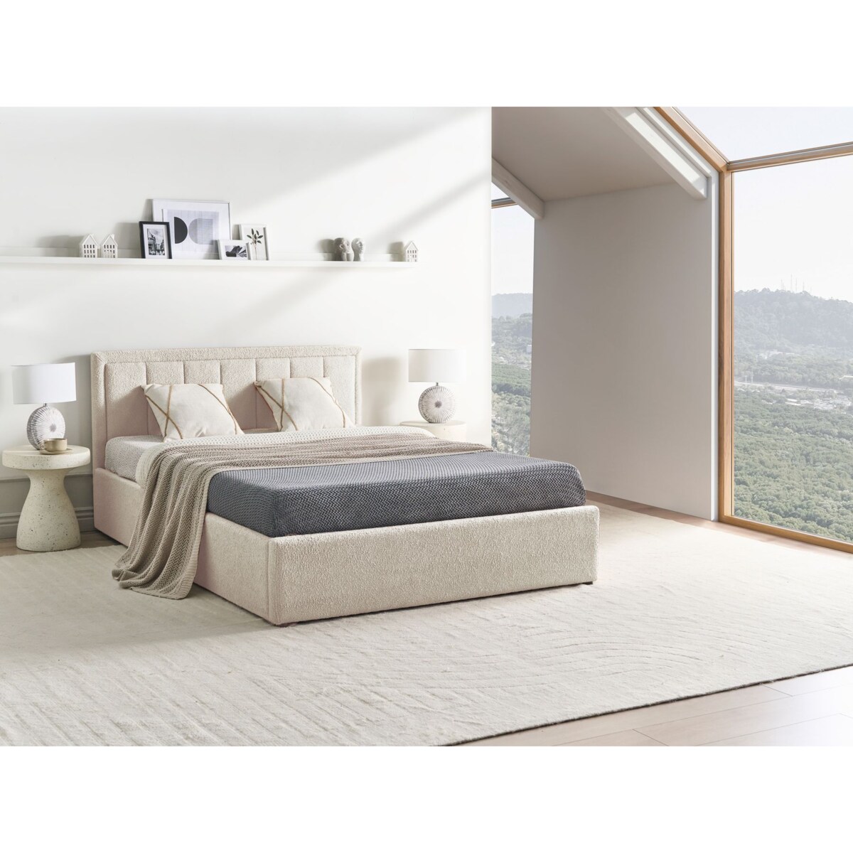 Łóżko z pojemnikiem MONTLAUR 140 x 200 cm Boucle Beżowy