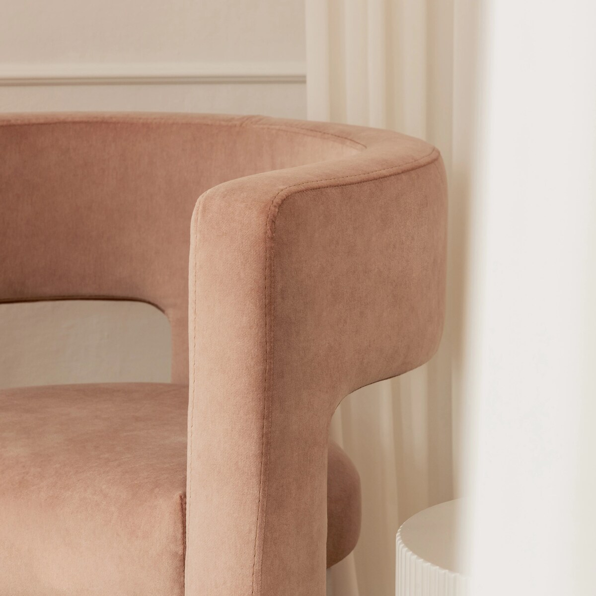 Fotel wypoczynkowy aksamitny brzoskwiniowy Tiana