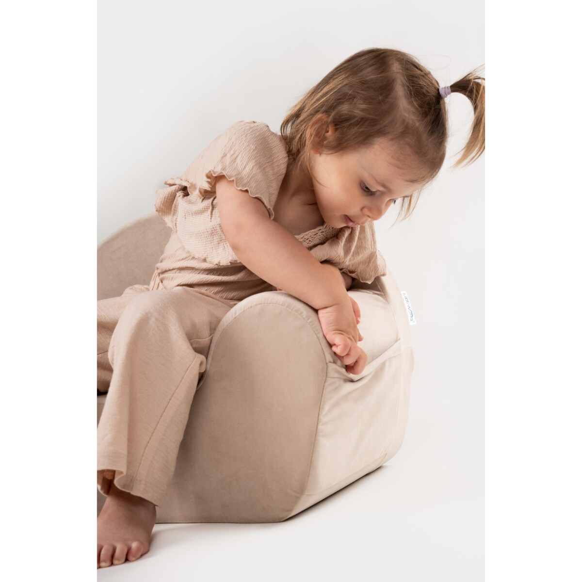 Piankowy fotelik - beżowy