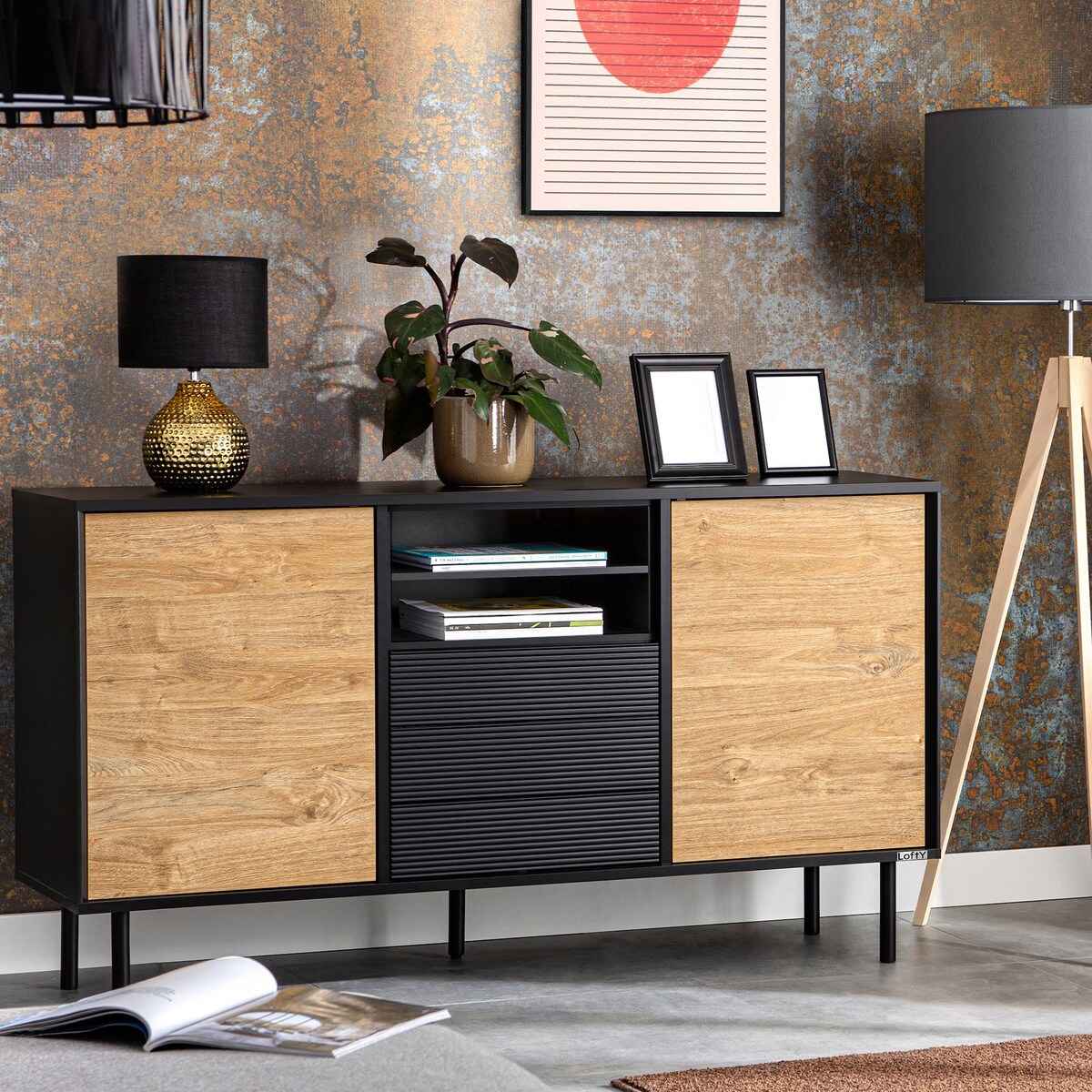 KONSIMO LOFTY Komoda z ryflowanym frontem