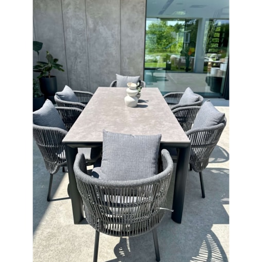ALUMINIOWY STÓŁ AZZURA W KOLORZE SZARYM