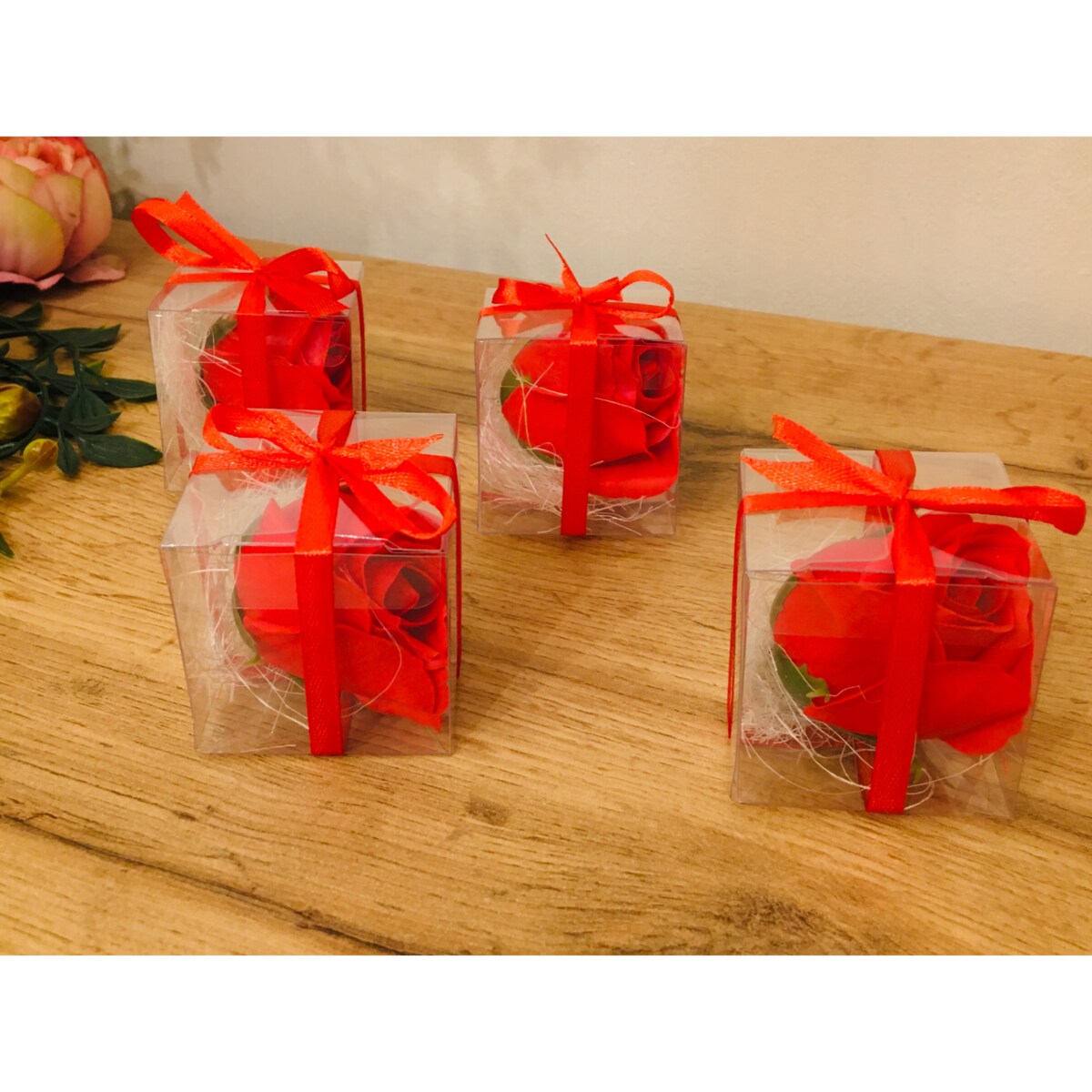 MYDLANA PACHNĄCA RÓŻA dla gości prezent pudełeczko