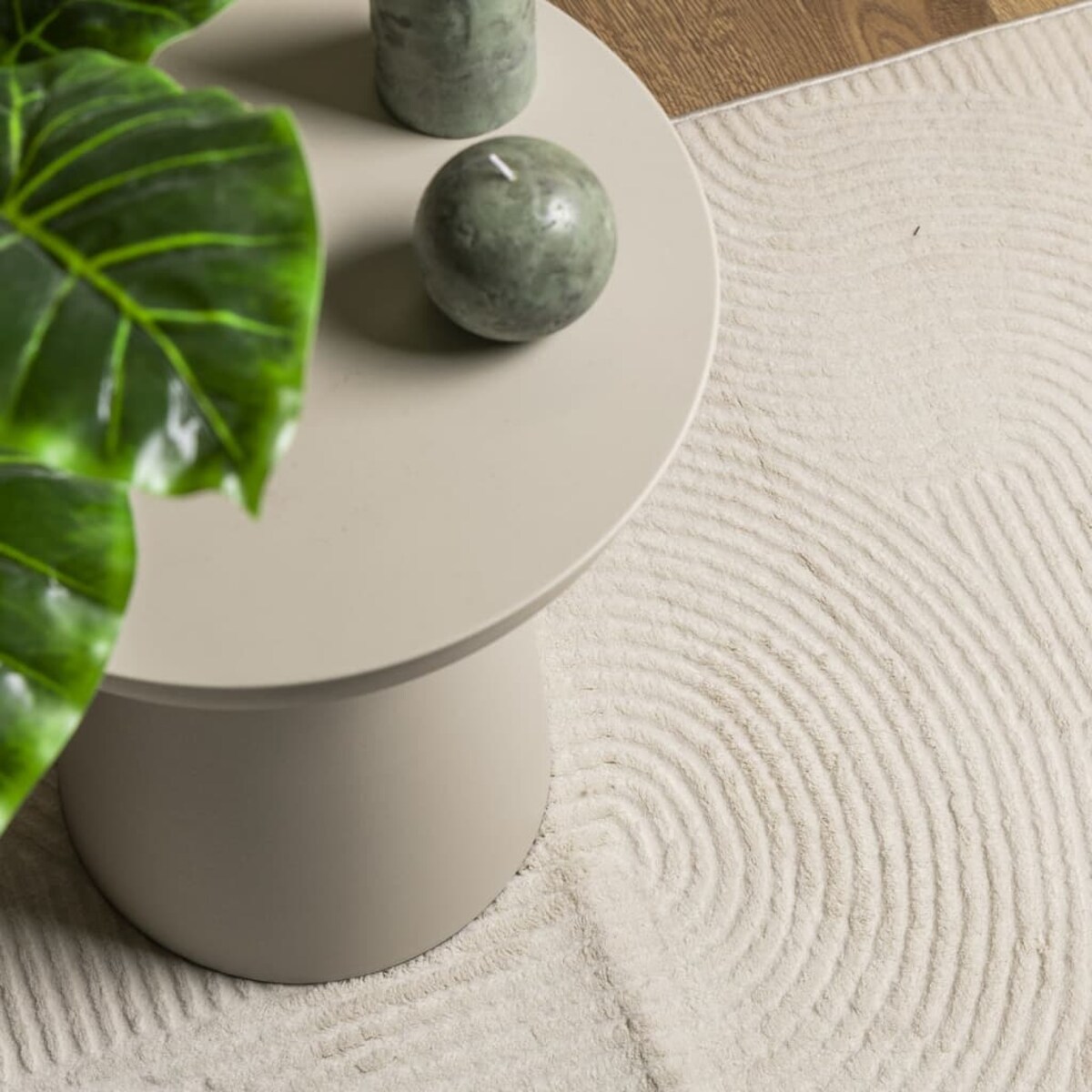 vidaXL Dywan IZA z krótkim włosiem, kremowy, 140x200 cm