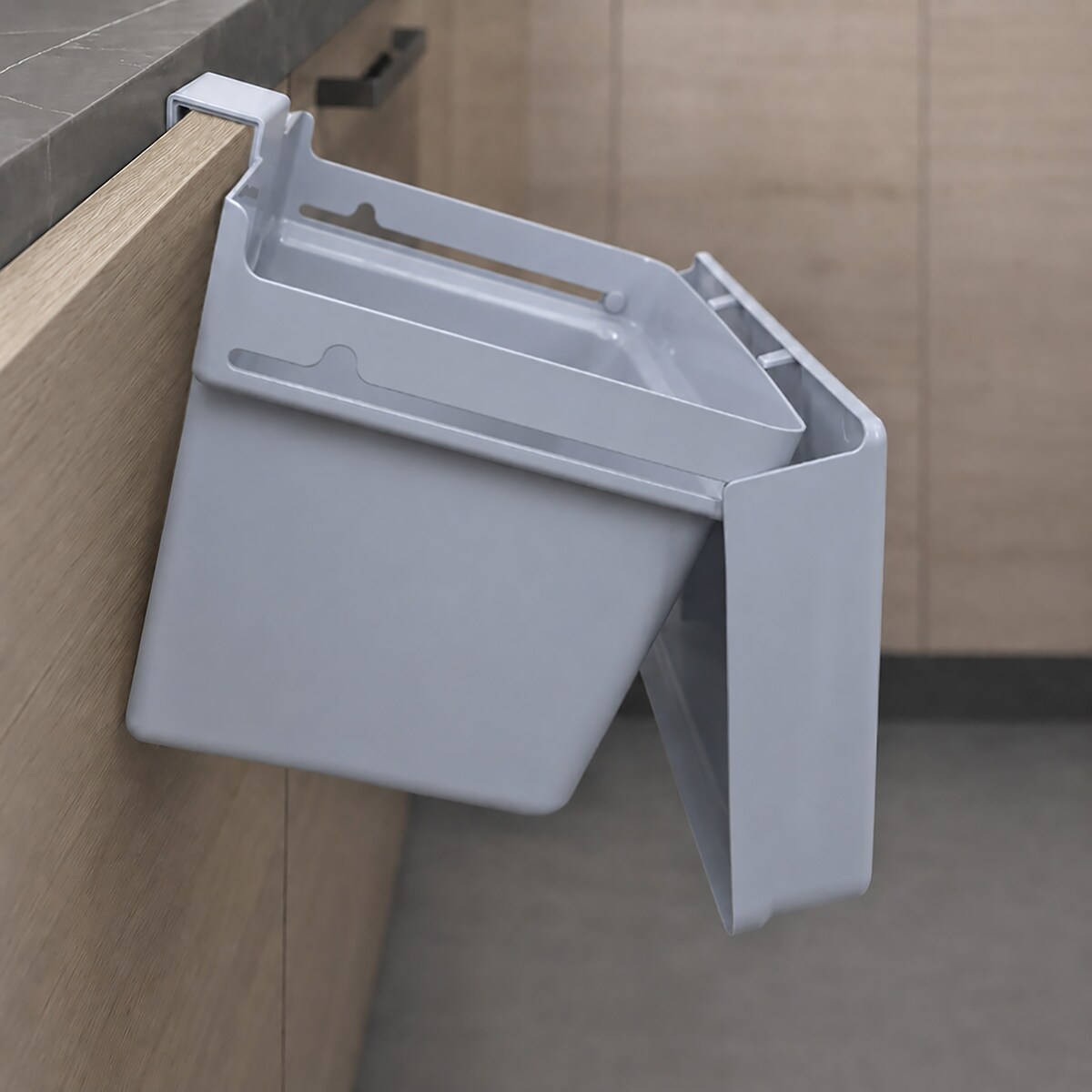 POJEMNIK PLASTIKOWY Z UCHWYTEM UNIBOX Z POKRYWKĄ NA AKCESORIA OBIERKI